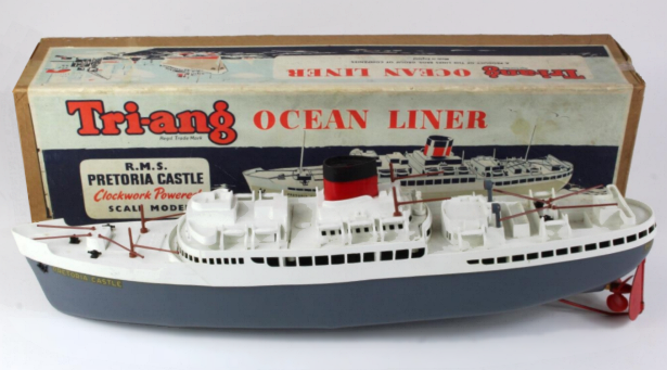 Triang RMS Pretoria Castle Ocean Liner